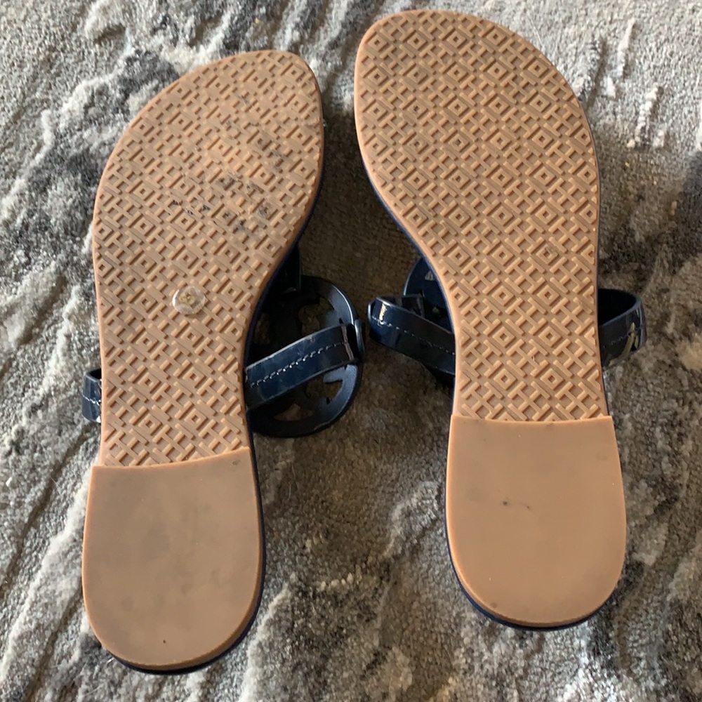 Tory Burch Miller’s - Picture 4 of 4